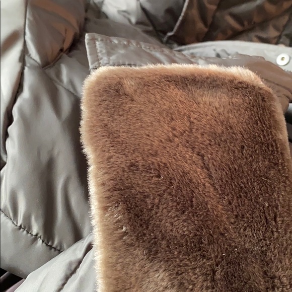 Michael Kors Olive Hooded Chevron Puffer Coat - Picture 5 of 7